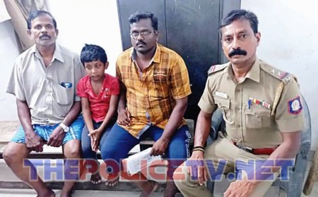 வழி தெரியாமல் சைக்கிளில் சுற்றி திரிந்த சிறுவனை மீட்டு தந்தையிடம் ஒப்படைத்த போலீசார்