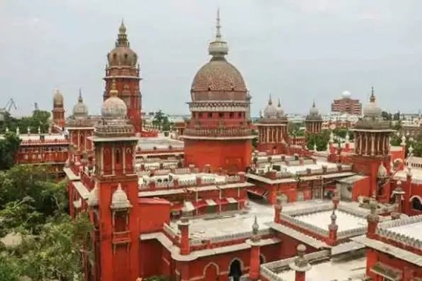 தமிழகத்தில் ரேஷன் கடைகளில் மதுபானம் விற்பனை குறித்து உயர் நீதிமன்றம் இன்று விசாரணை