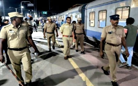 அரக்கோணம் ரயில்வே நிலையத்தில் மாவட்ட காவல் கண்காணிப்பாளர் திடீர் சோதனை மற்றும் ரோந்து பணி