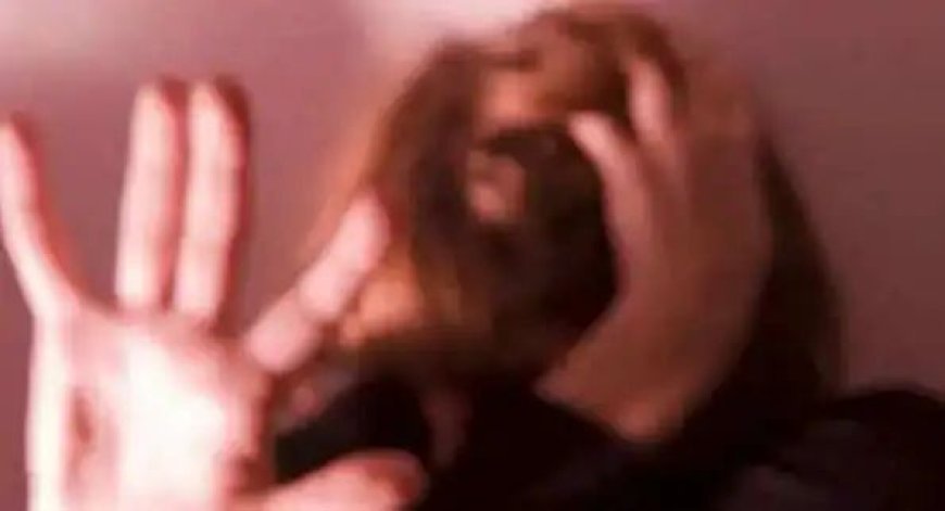 +2 மாணவிக்கு பாலியல் தொல்லை; ஆசிரியர் போக்சோ வழக்கில் கைது